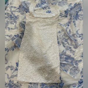 Beautiful dress, wore once!